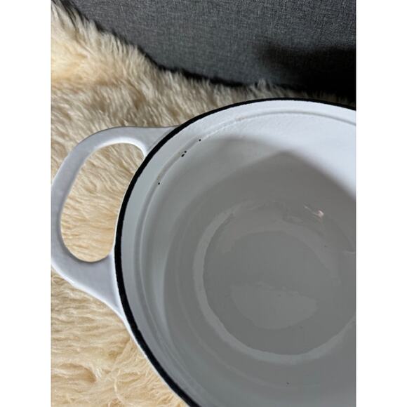 Michael Graves Cast Iron Dutch Oven - Picture 4 of 10